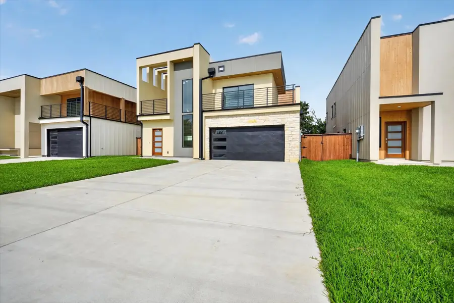 109 Rolston Road, Irving, TX 75060 - #3