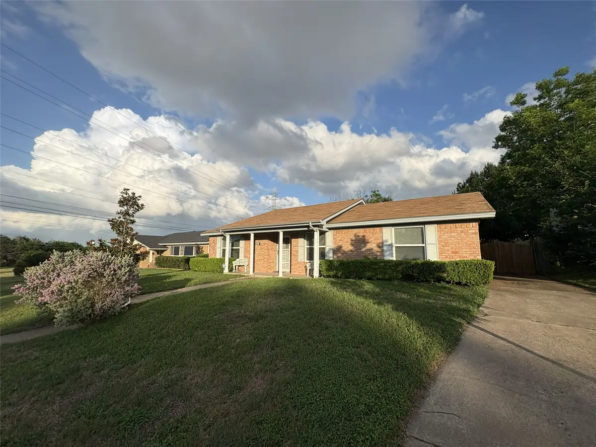 6100 Landmark Drive, Waco, TX 76710 - #1