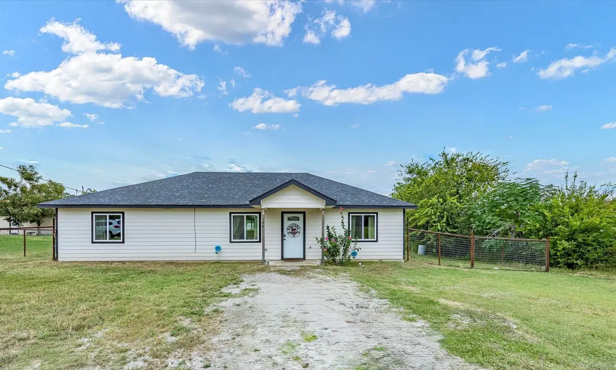 106 Edith Street, Bowie, TX 76230 - #1