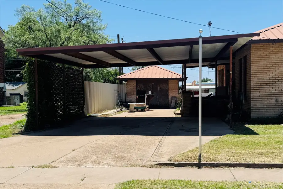 605 N 2nd Street, Haskell, TX 79521 - #3