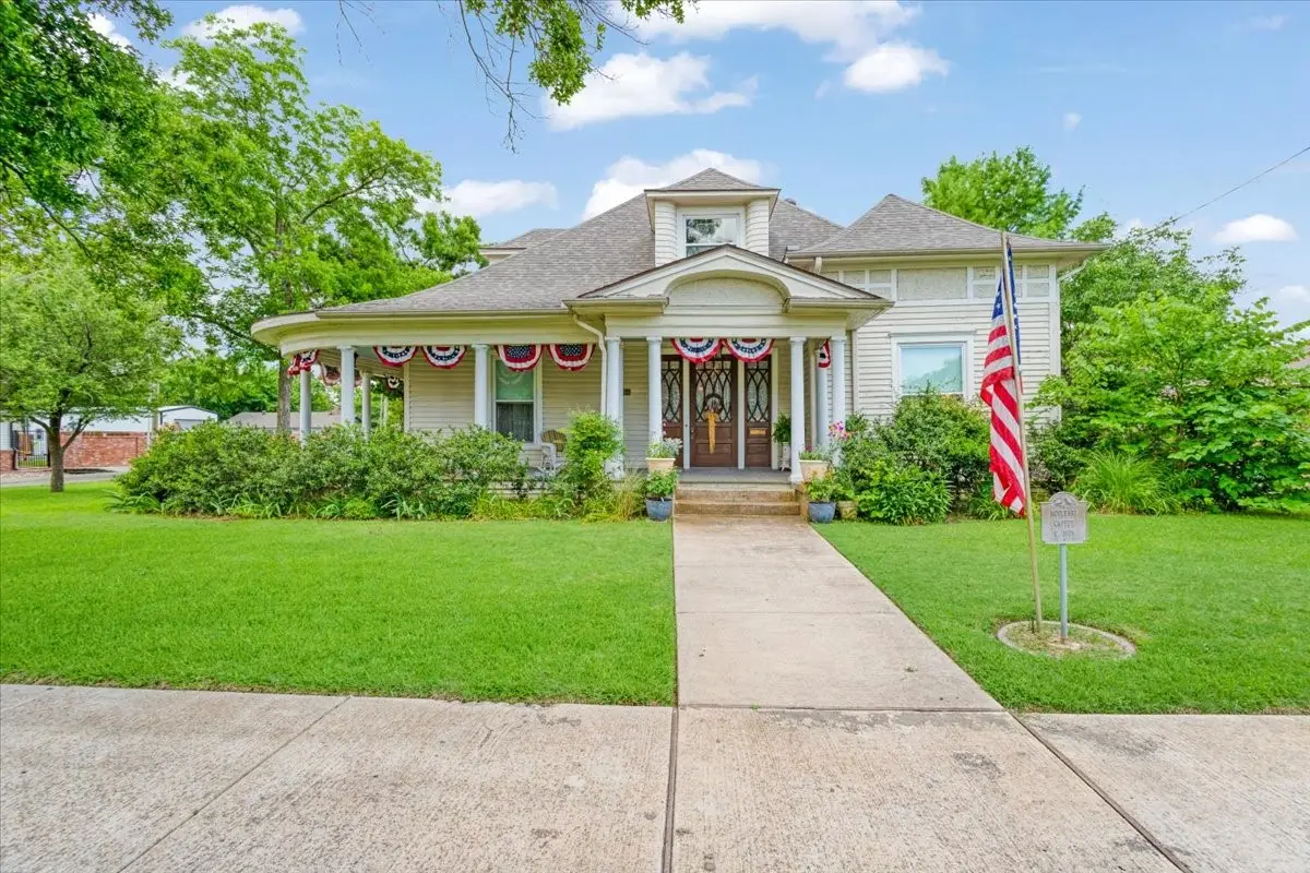 704 E Main Street, Honey Grove, TX 75446 - #1
