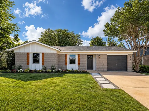3909 Ambassador Way, Balch Springs, TX 75180