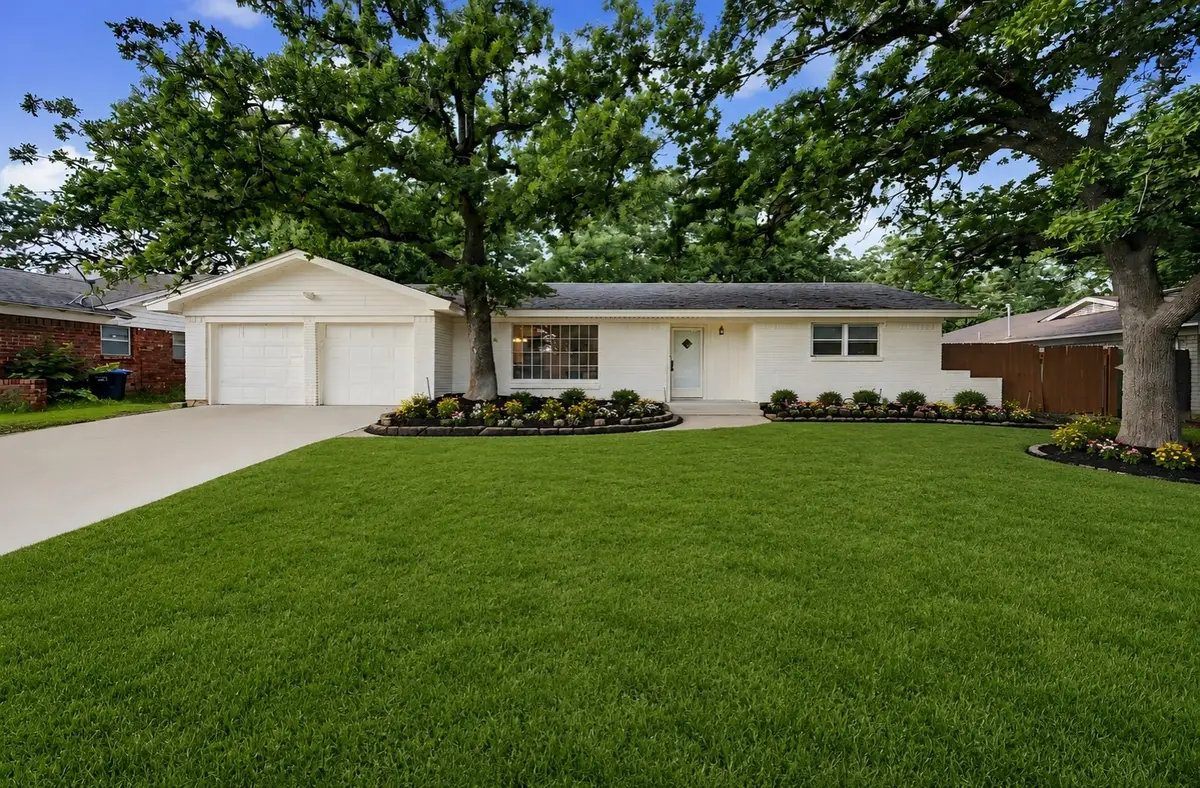 7205 Ellis Road, Fort Worth, TX 76112 - #1