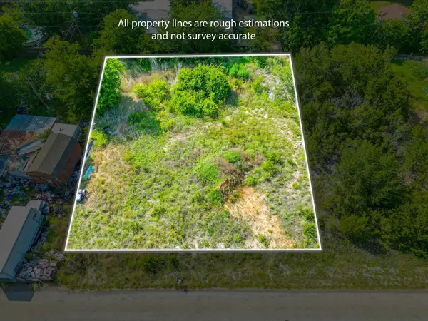 3414 Woodlake Drive, Granbury, TX 76048