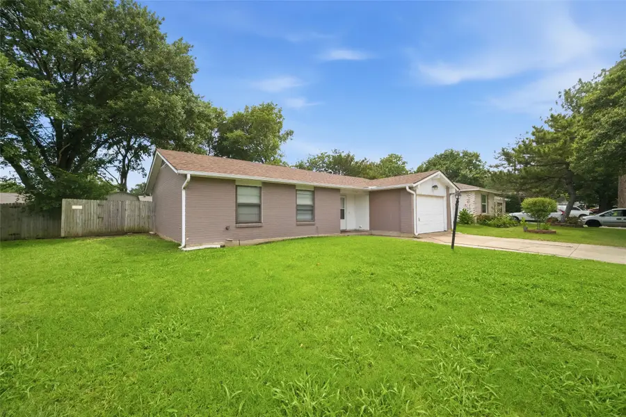 1606 Natches Drive, Arlington, TX 76014 - #2