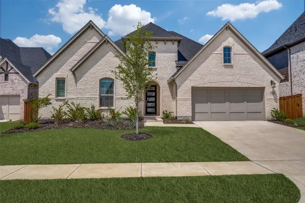 4212 Clydesdale Drive, Aubrey, TX 76227