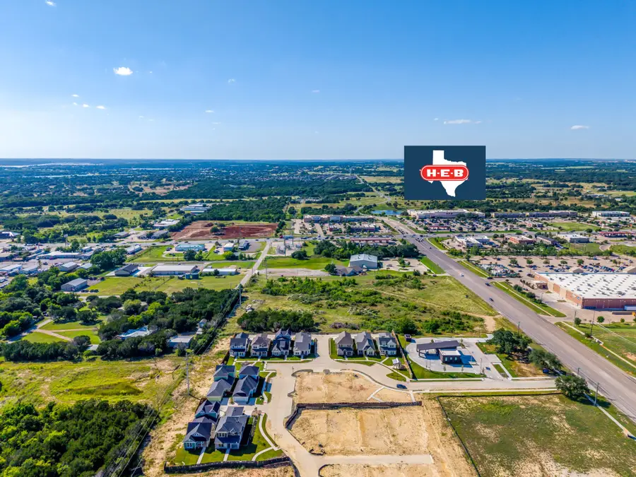 110 Cardinal Woods Court, Granbury, TX 76049 - #3
