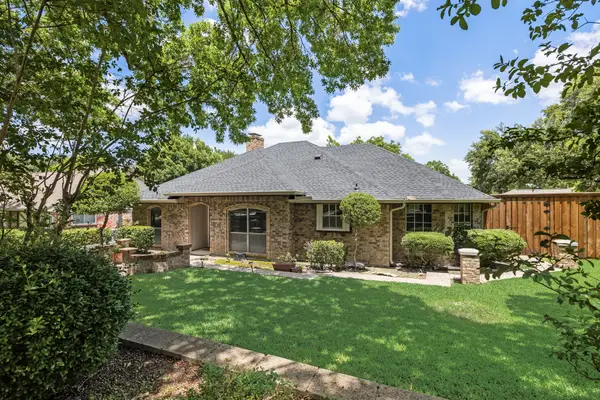 5615 Vinewood Drive, Garland, TX 75043