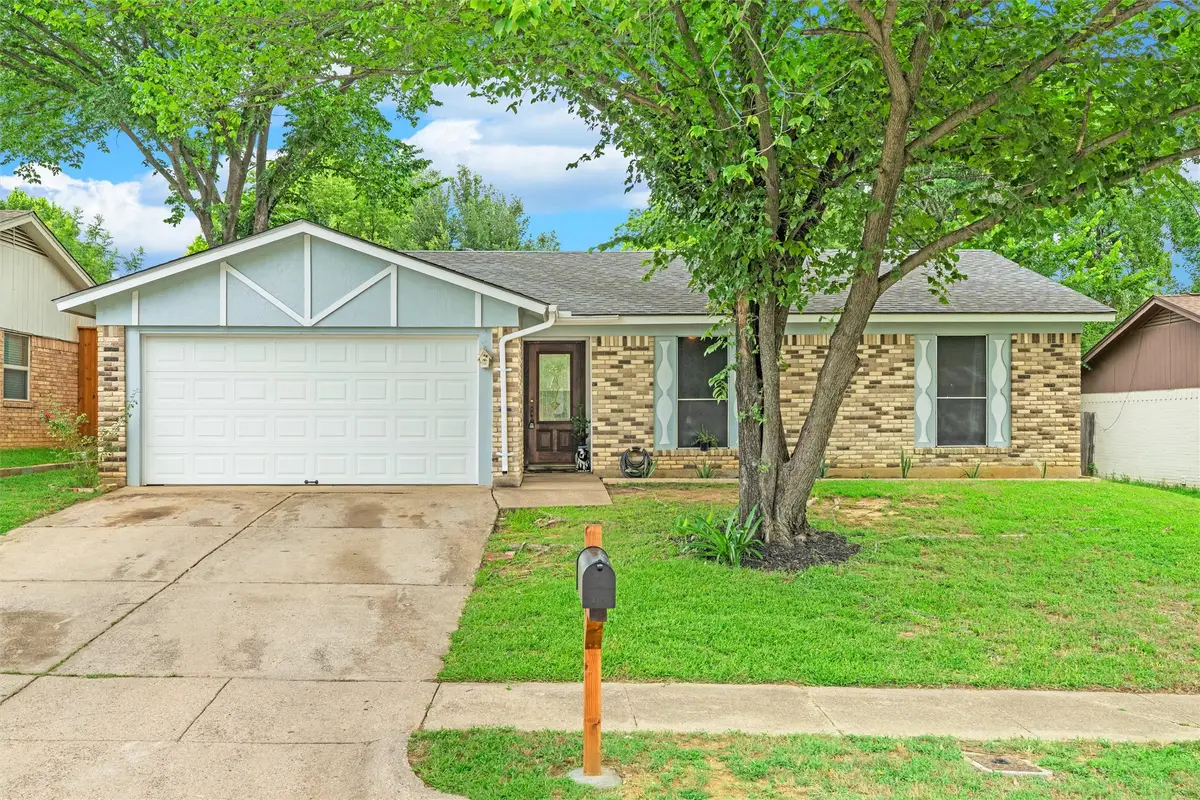 7513 Castillo Road, Fort Worth, TX 76112 - #1