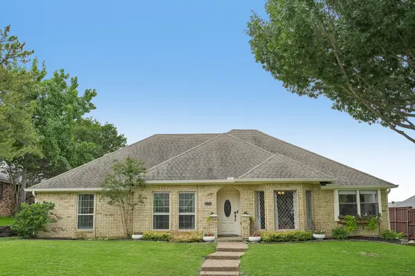2330 Heatherwoods Way, Carrollton, TX 75007
