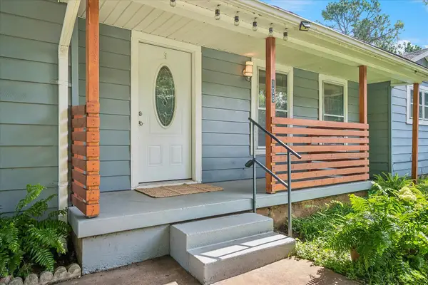 108 Reaves Lane, Hurst, TX 76053