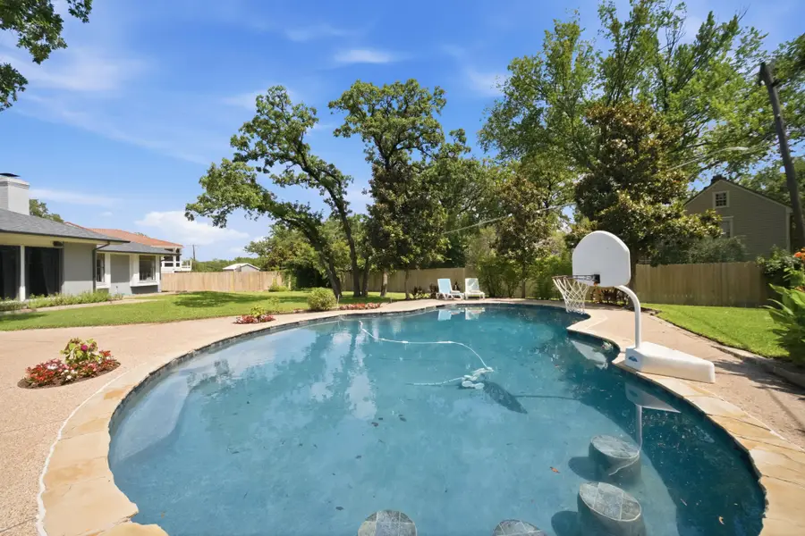 3612 Greenbriar Court, Colleyville, TX 76034 - #2