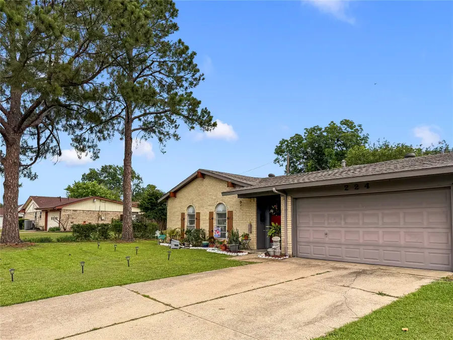 224 E Grubb Drive, Mesquite, TX 75149 - #2