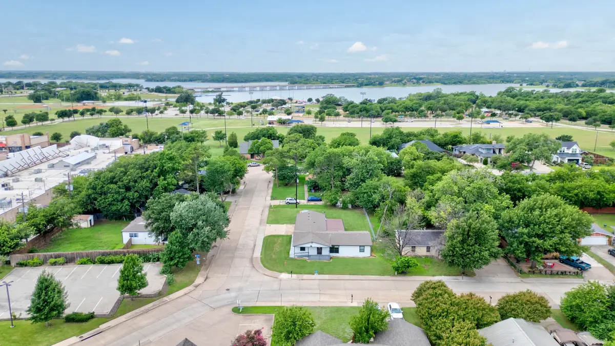 105 E Park Street, Little Elm, TX 75068 - #1