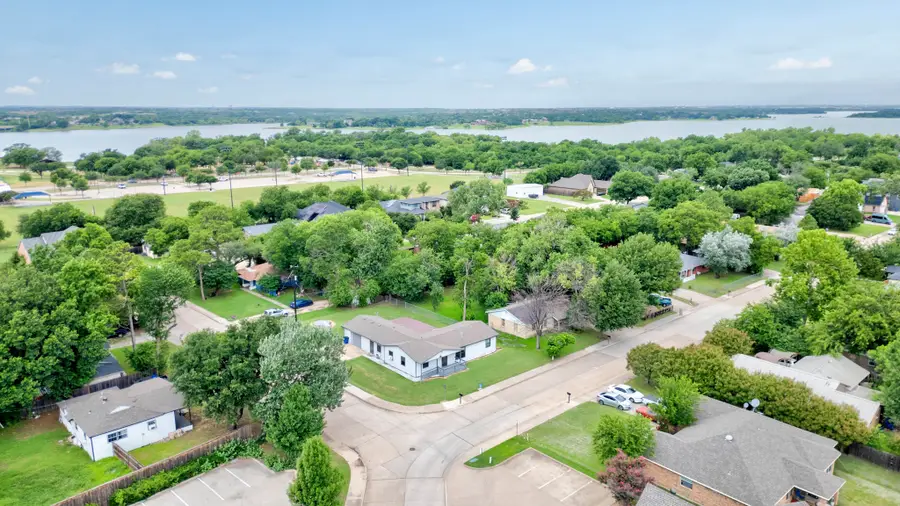 105 E Park Street, Little Elm, TX 75068 - #2