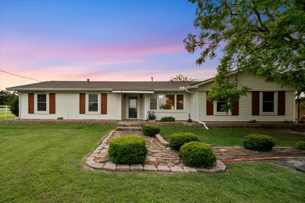 308 Sunset Drive, Corsicana, TX 75110