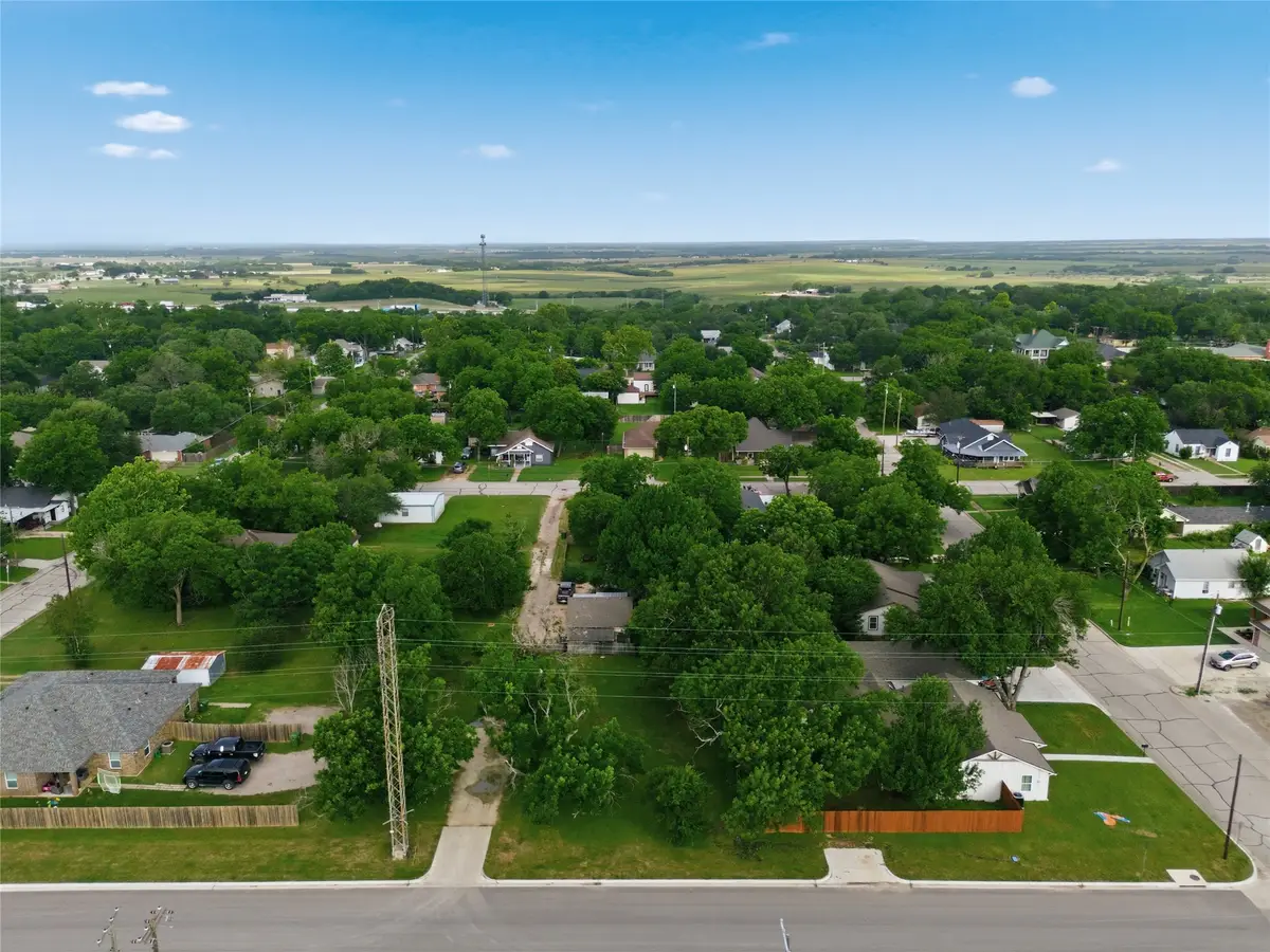 703 N Reagan, West, TX 76691 - #1