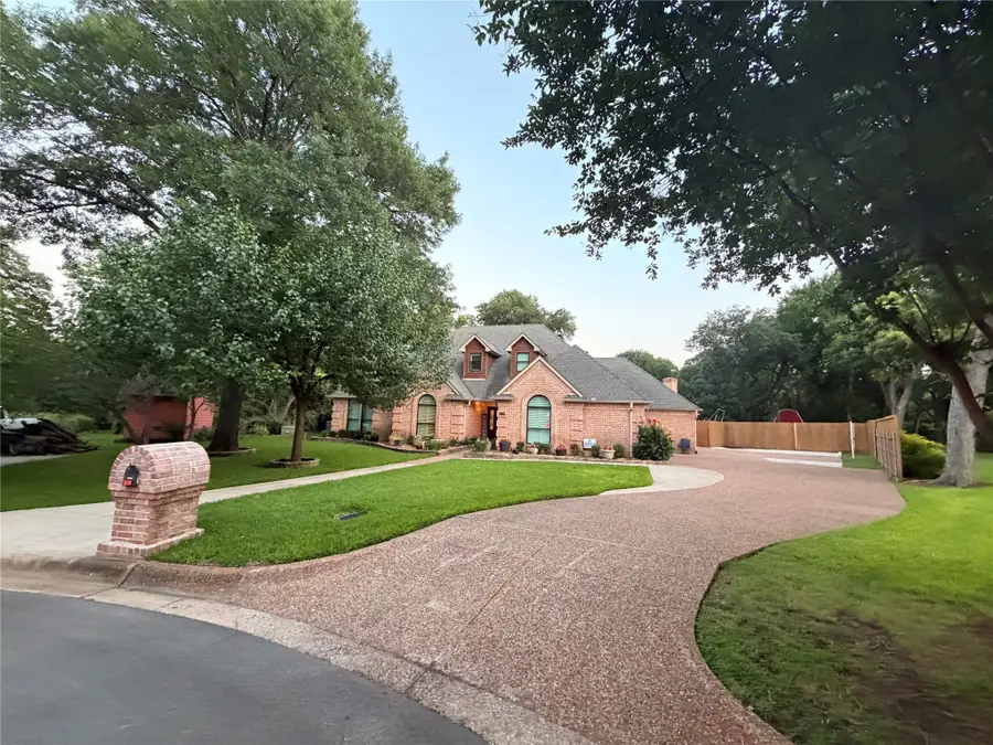 1125 Shady River Court S, Benbrook, TX 76126 - #3
