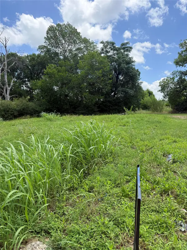 1151 Freeman Street, Fort Worth, TX 76104