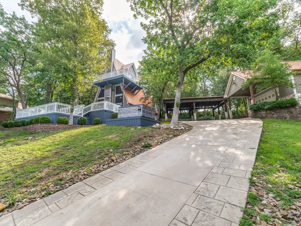 104 Bridlepath Drive, Pottsboro, TX 75076 - #1
