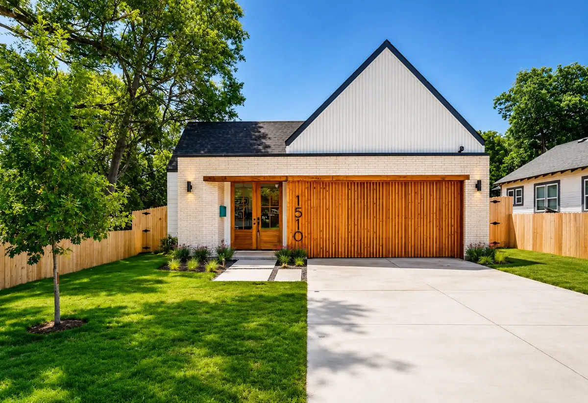 1510 Marfa Avenue, Dallas, TX 75216 - #1