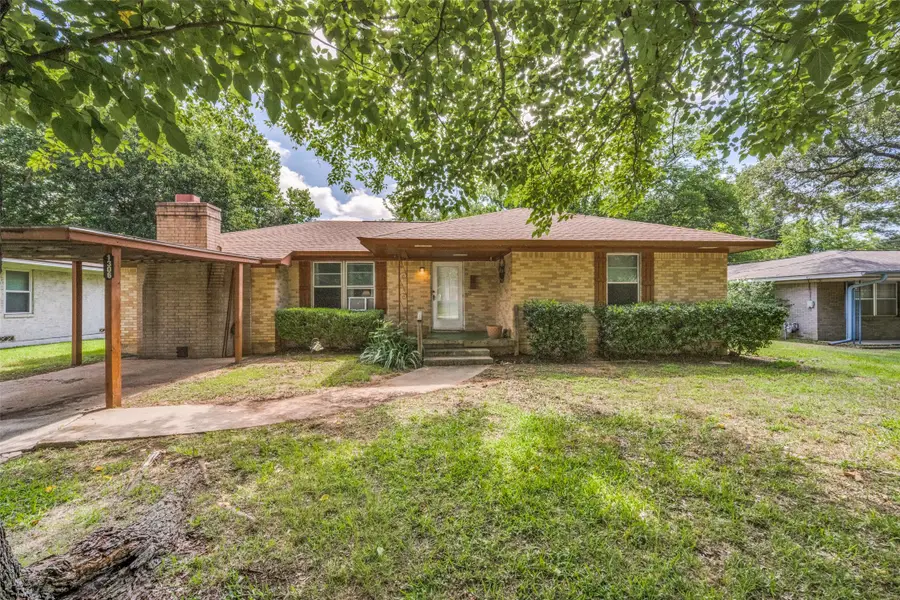 1306 Magnolia Street, Gainesville, TX 76240 - #3