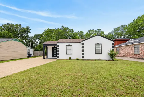 3220 Illinois Avenue, Fort Worth, TX 76110