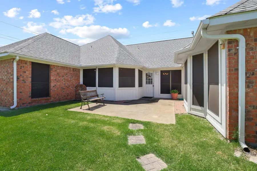 4201 Spurwood Drive, Carrollton, TX 75010 - #3