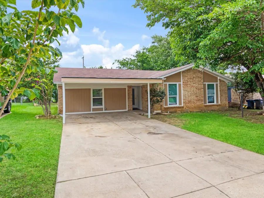 4901 Richardson Street, Fort Worth, TX 76119 - #2