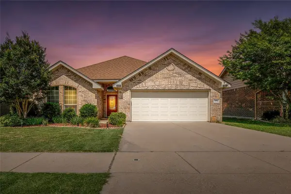 1408 Lauren Lane, Granbury, TX 76048