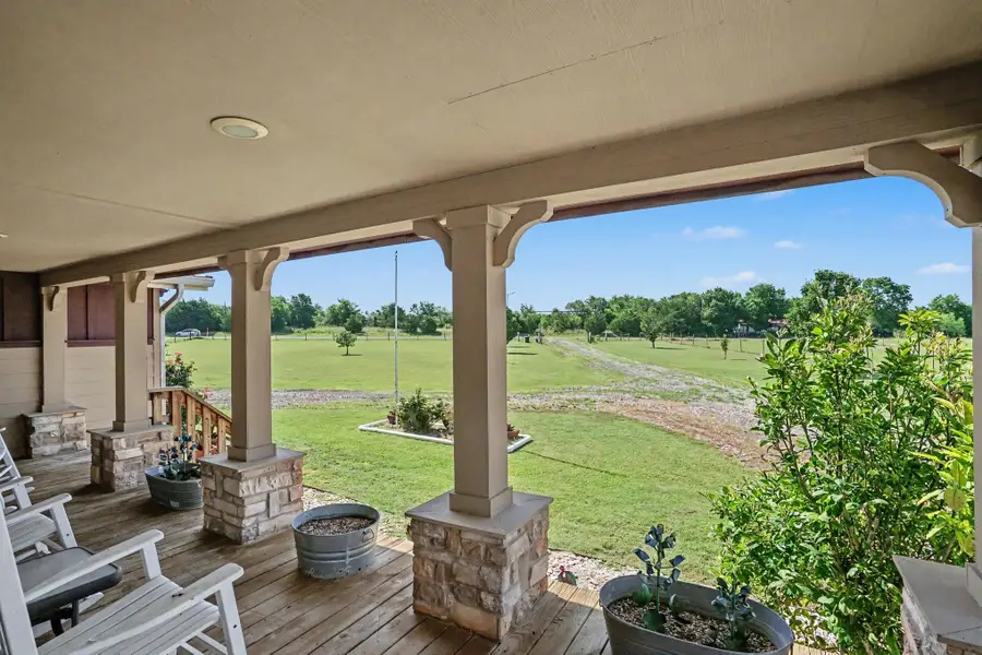 3200 NW 4th Street, Hubbard, TX 76648 - #3