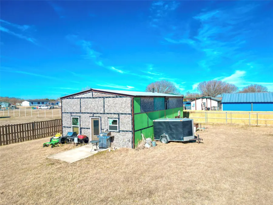 301 Choice Drive, Palmer, TX 75152 - #2