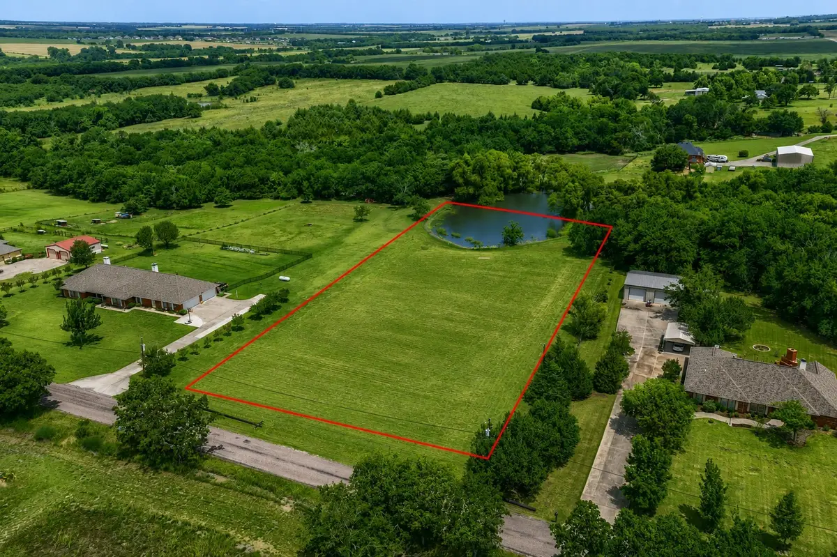 900 Hodgins Road, Van Alstyne, TX 75495 - #1
