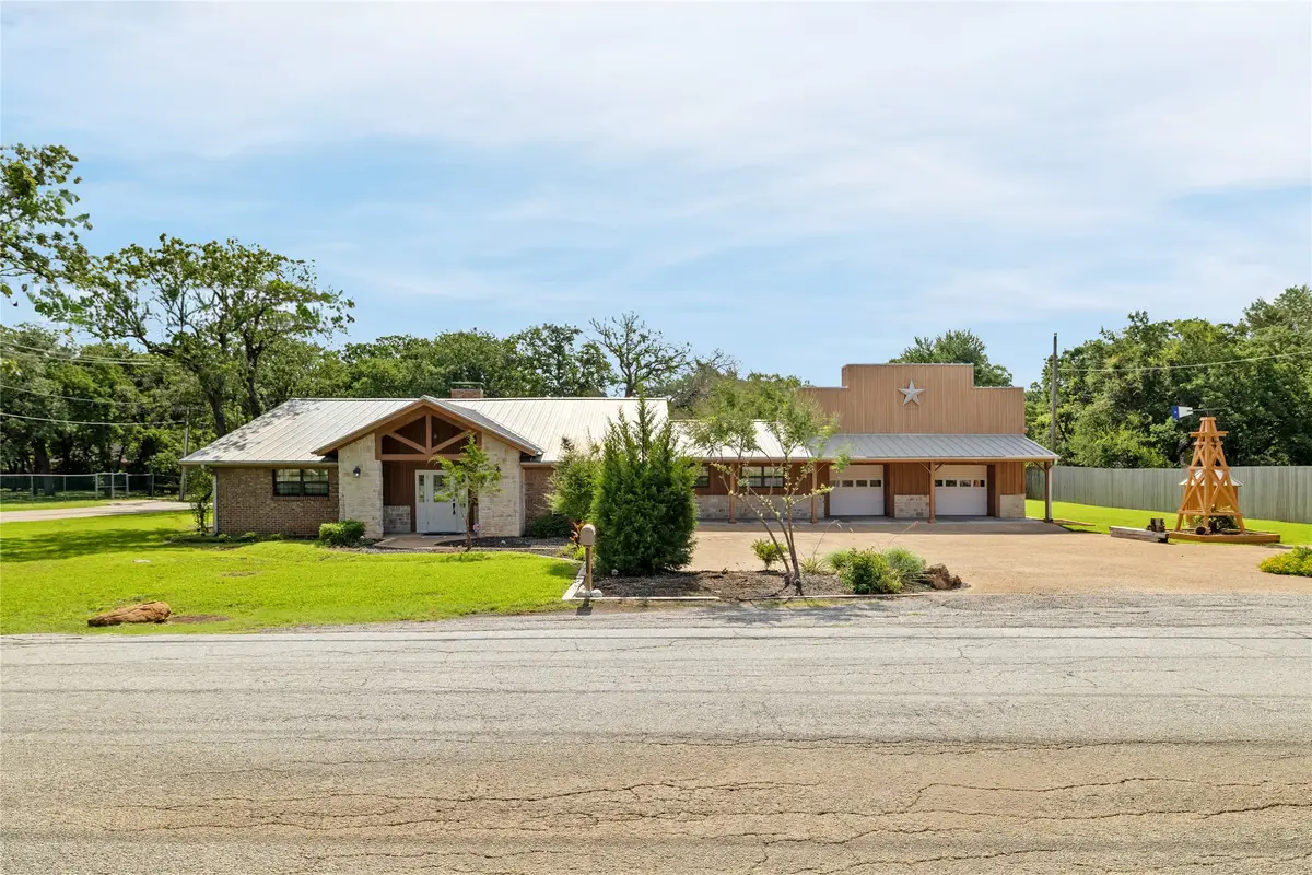2445 Stadium Place, Arlington, TX 76006 - #1