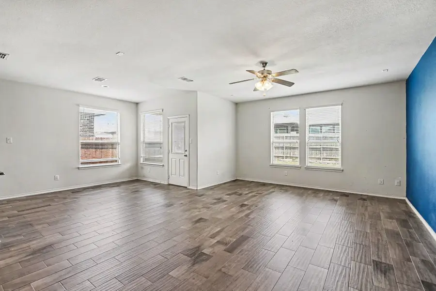 9040 Twin Mills Boulevard, Fort Worth, TX 76179 - #3