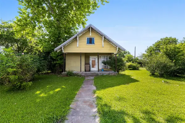 603 Gladys Street, Lone Oak, TX 75453