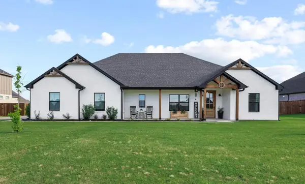 121 Chisolm Trail, Pottsboro, TX 75076