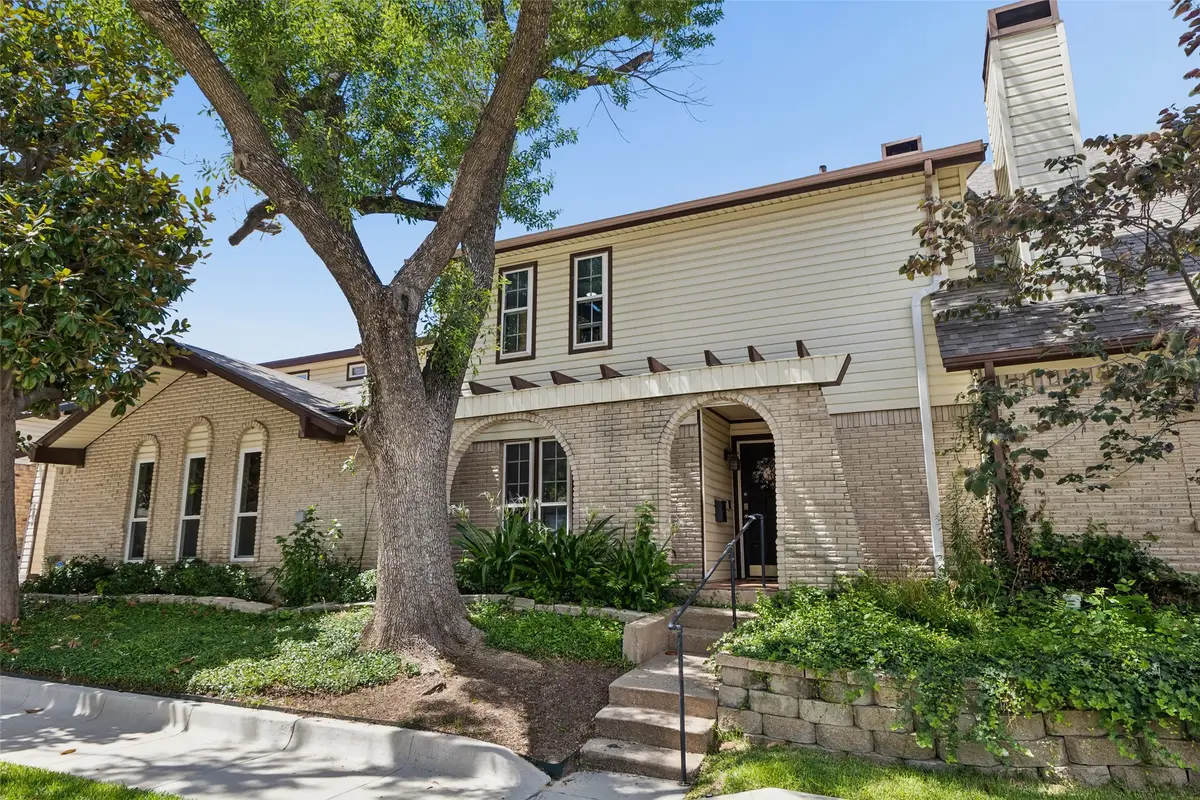 2059 Embassy Way, Carrollton, TX 75006 - #1