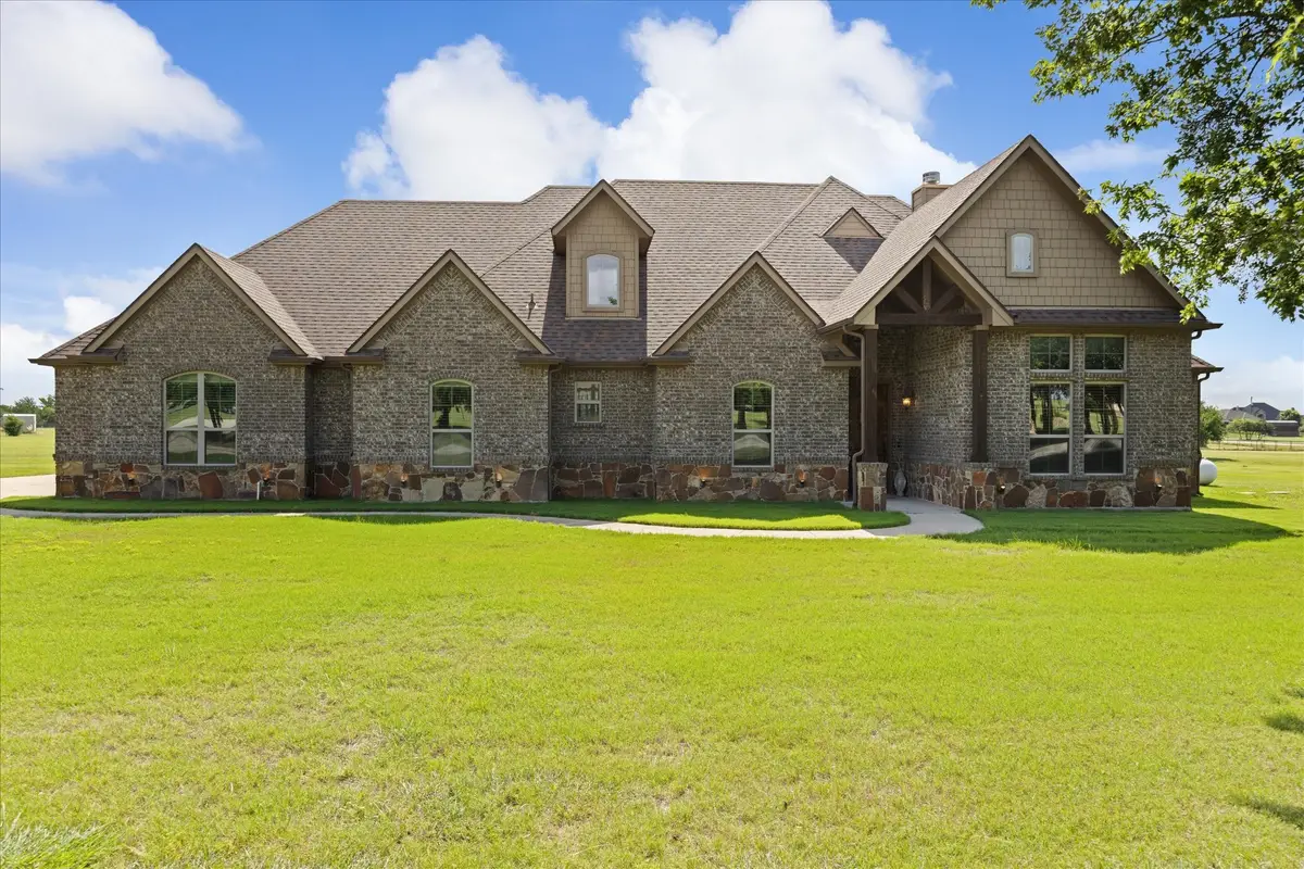 104 Rattling Antler Court, Azle, TX 76020 - #1