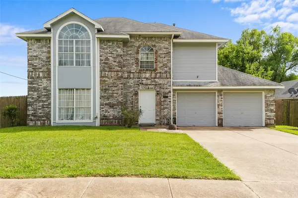 1004 Creekside Drive, Mesquite, TX 75181