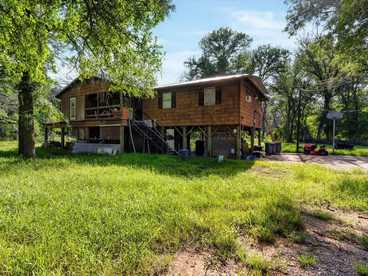 7033 River Trail, Weatherford, TX 76087 - #1