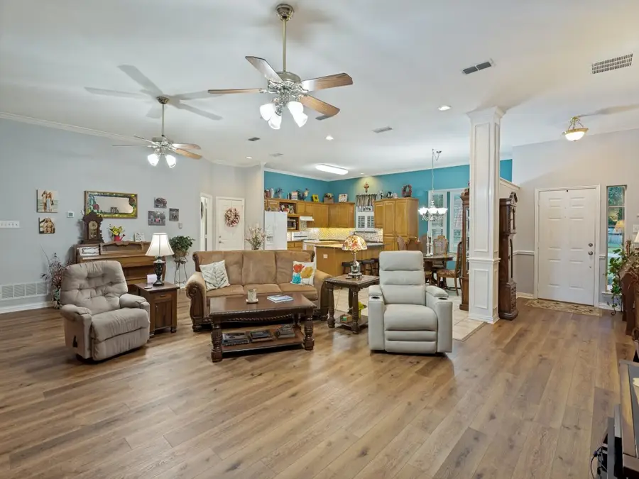 511 N Hardeman Circle, Justin, TX 76247 - #2