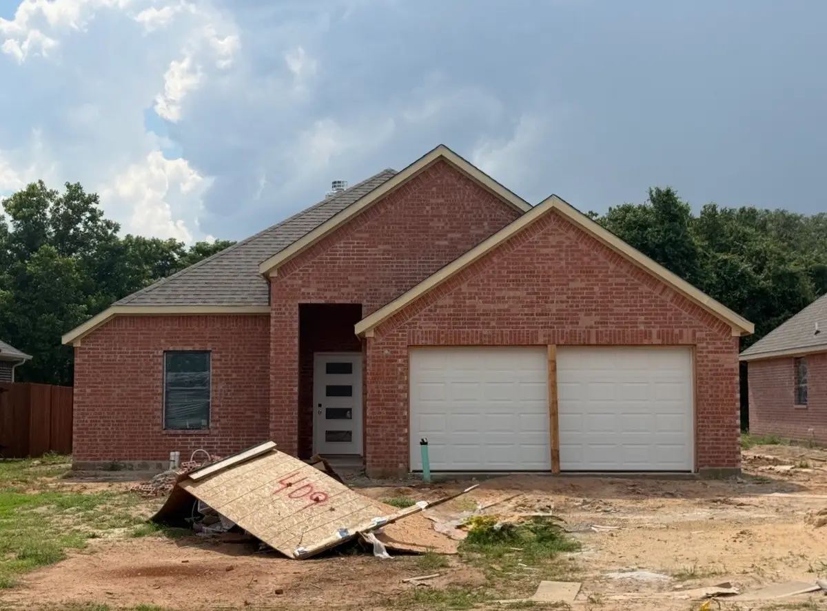 409 Smith Road, Springtown, TX 76082 - #1