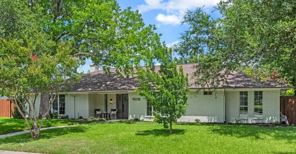 10018 Cromwell Drive, Dallas, TX 75229