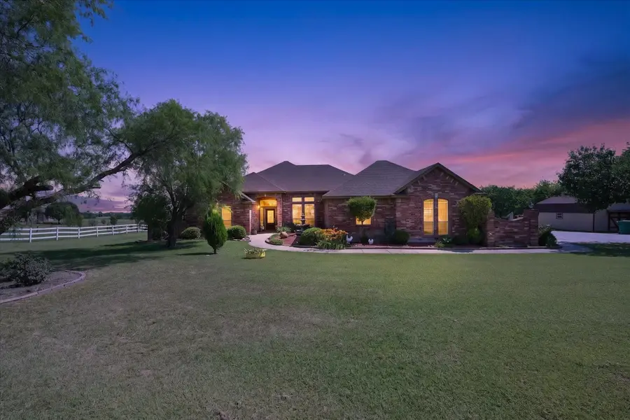5530 N Interstate Highway 45, Ennis, TX 75119 - #3