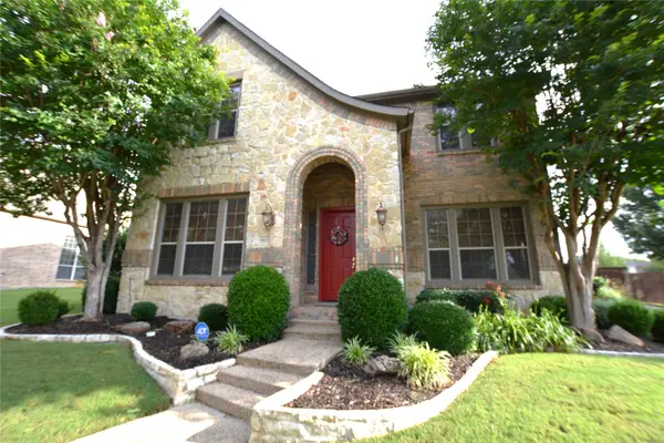 8013 Creek View Drive, North Richland Hills, TX 76180