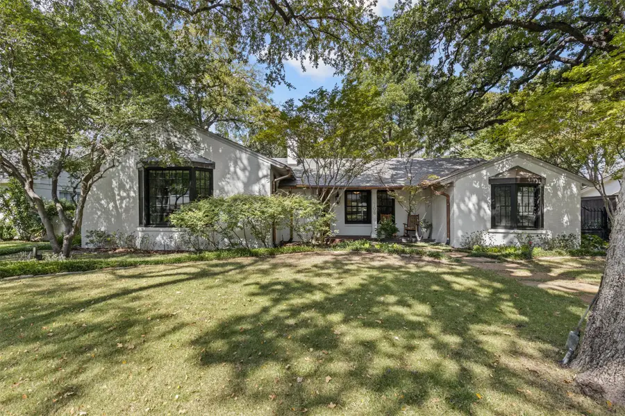 3708 Cresthaven Terrace, Fort Worth, TX 76107 - #2