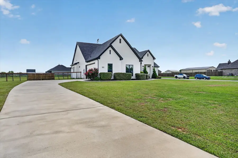 849 County Road 4699, Boyd, TX 76023 - #2