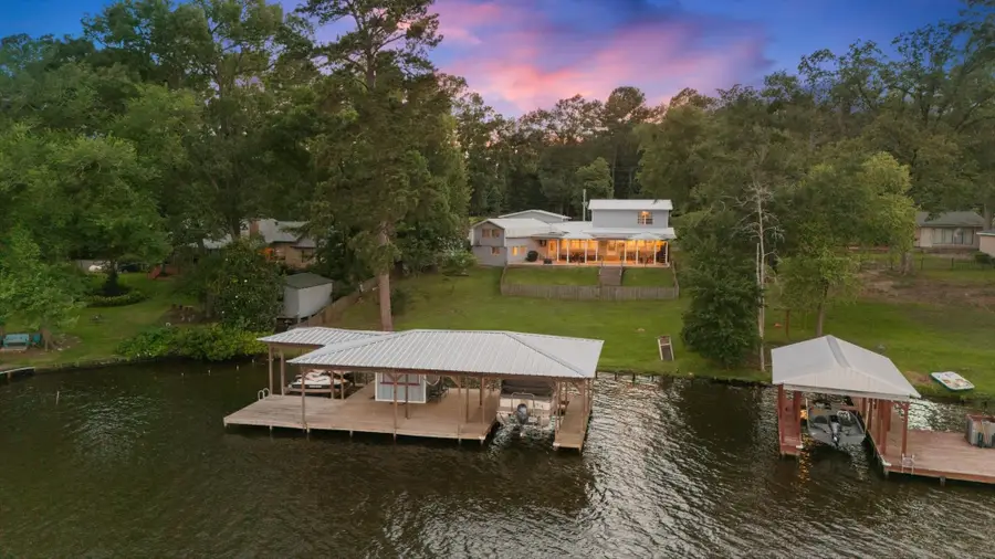 2118 W Lake Drive, Gladewater, TX 75647 - #2