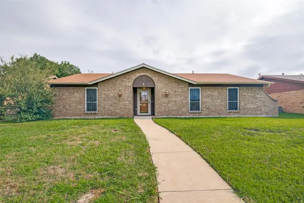 527 Dinalynn Street, Mesquite, TX 75149